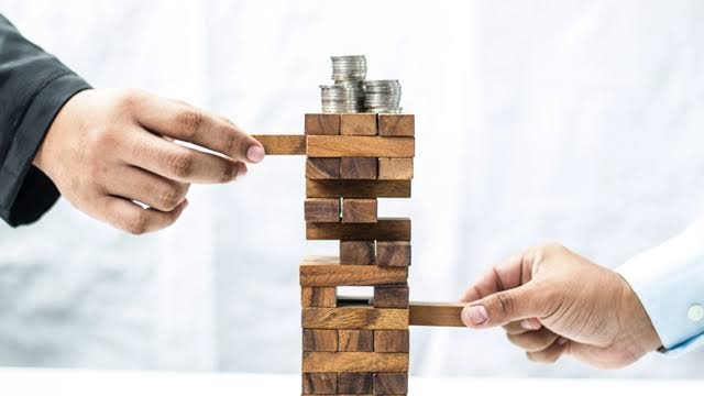 Leading Through Change course
